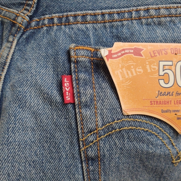 NWT Levi's 501 Denim Cut Off Shorts - Picture 4 of 8